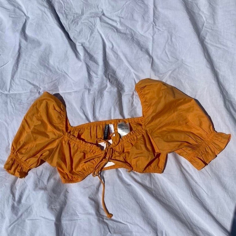 Orange puff sleeve crop top